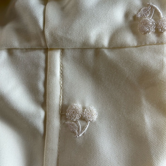 Nasty Gal cherry embroidered crop top - Picture 6 of 16